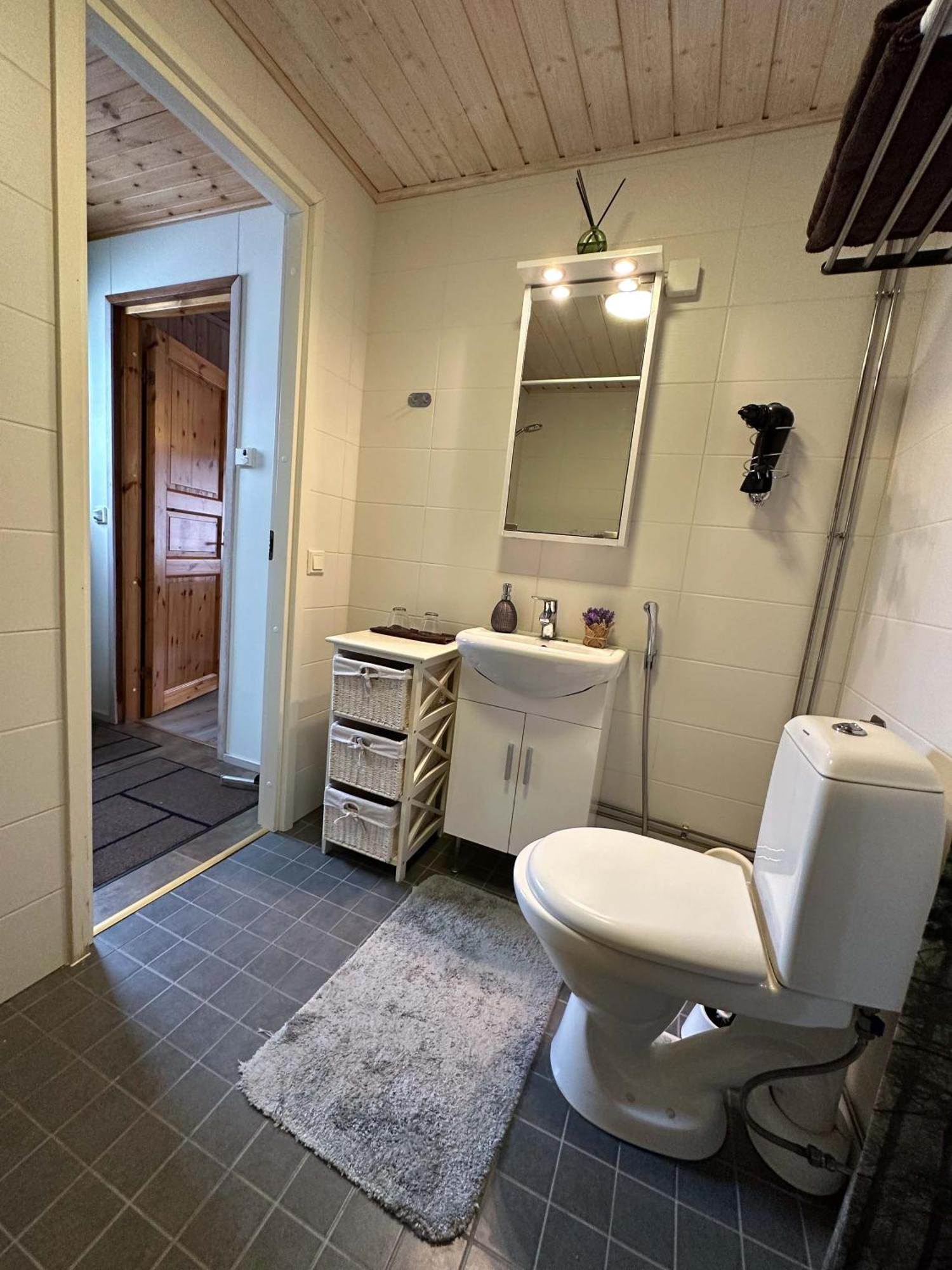Koivula Guest House Котка Екстер'єр фото